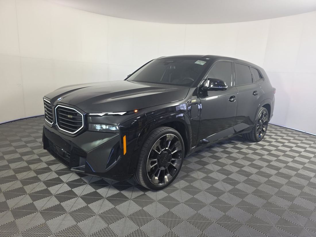 2024 BMW XM