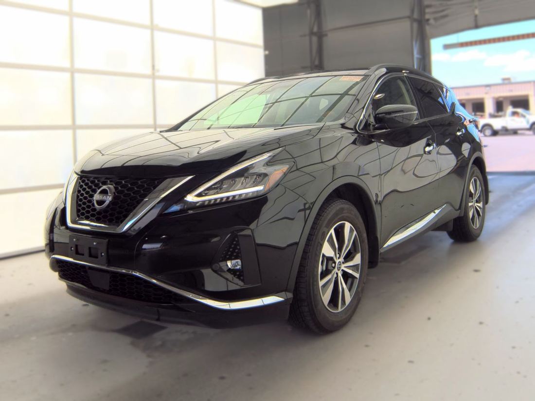 2024 NISSAN SV