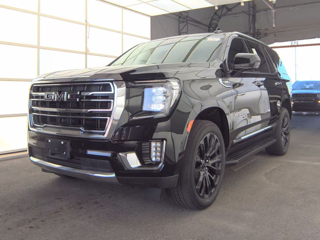 2023 GMC SLT