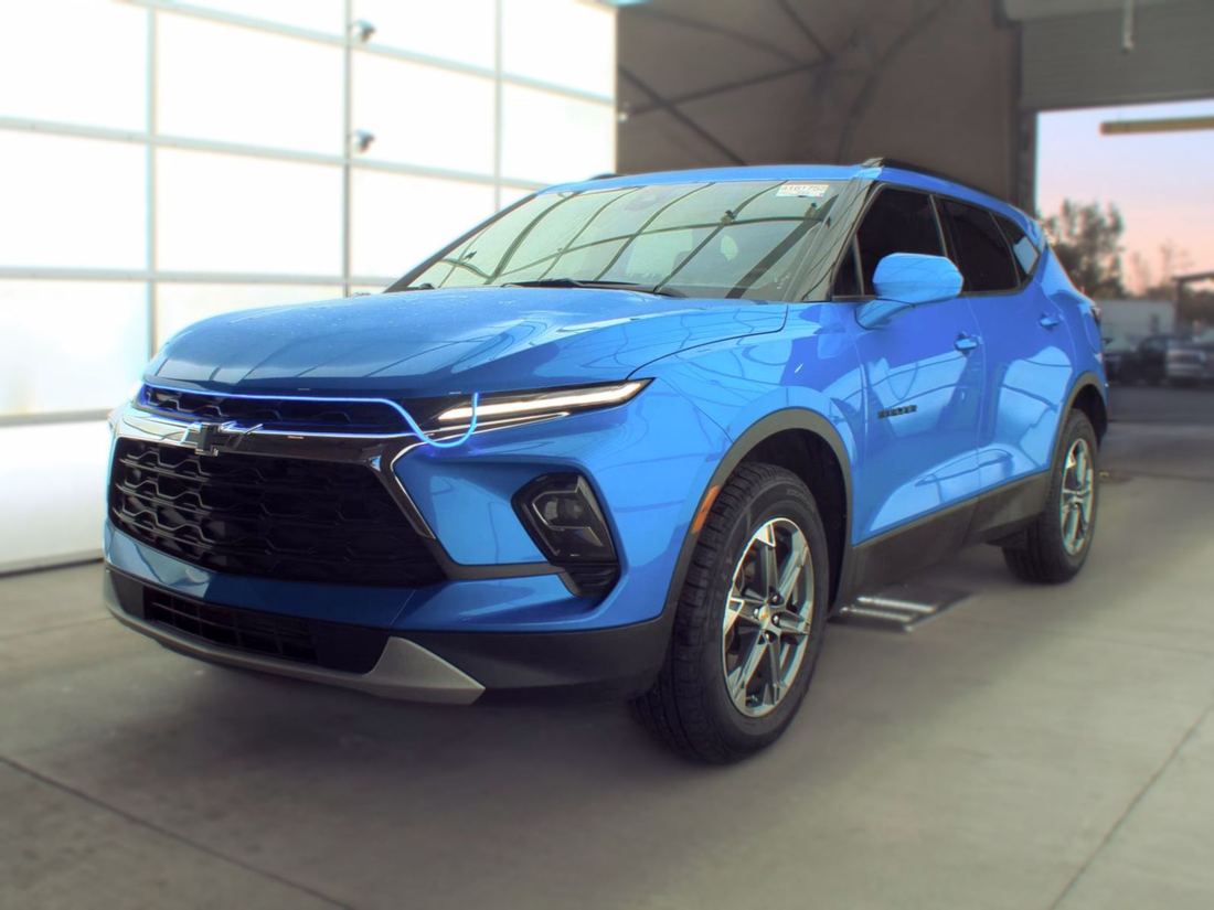 2024 CHEVROLET 2LT
