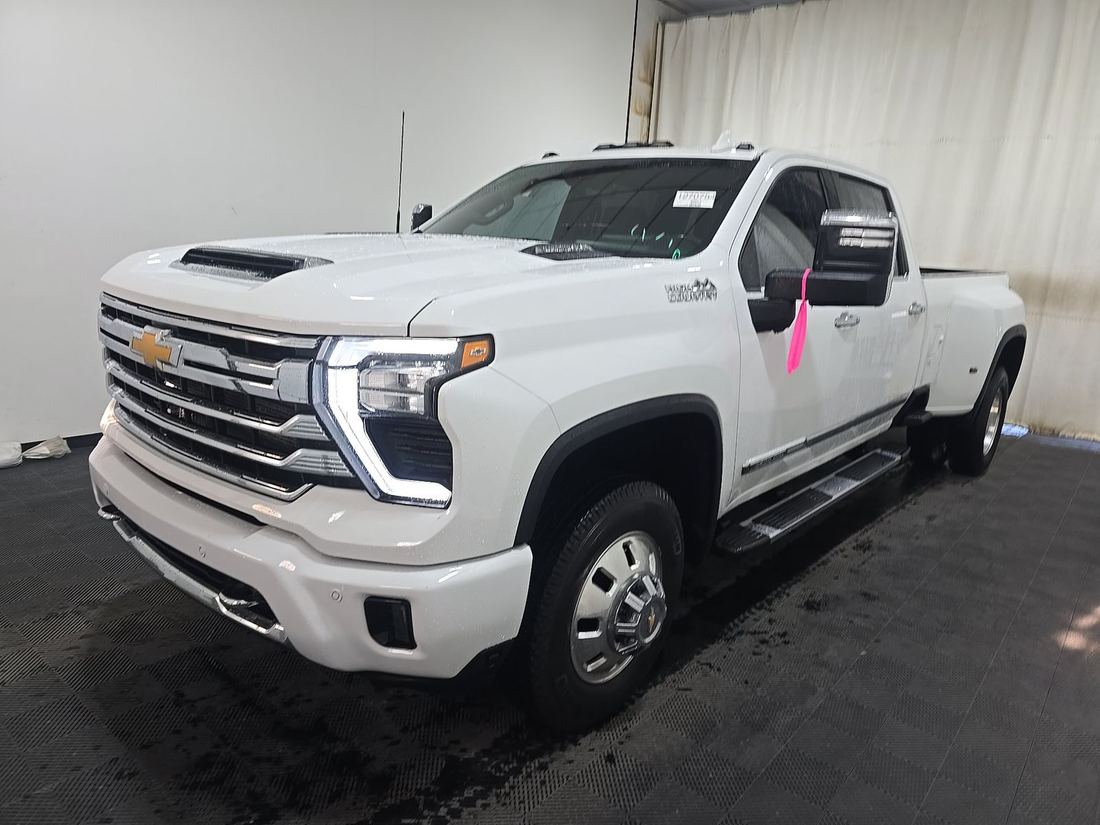 2025 CHEVROLET 3500