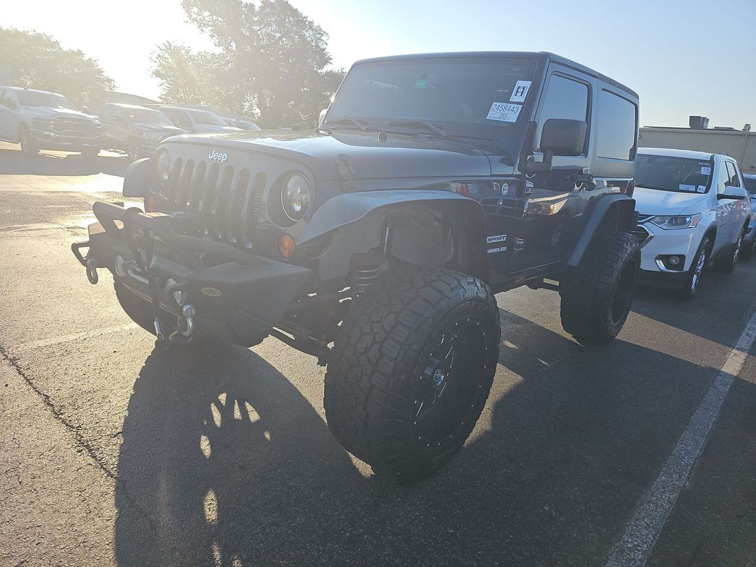 2013 JEEP Sport