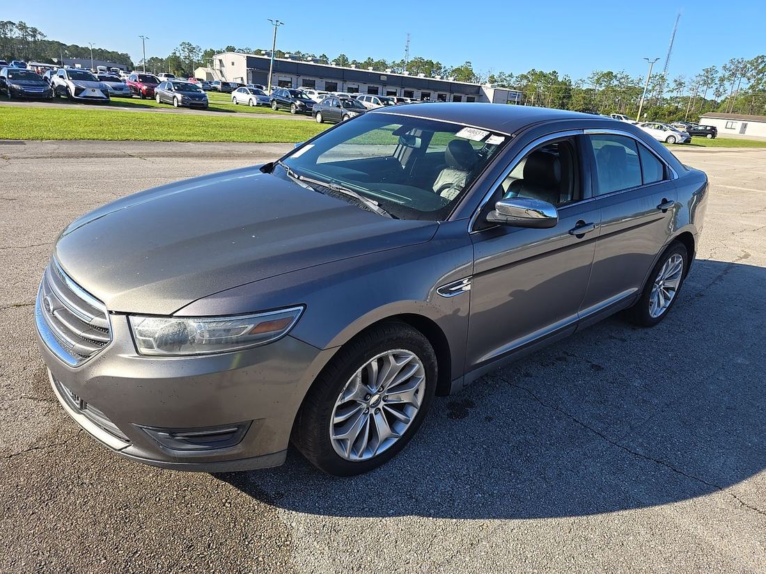 2013 FORD Limited