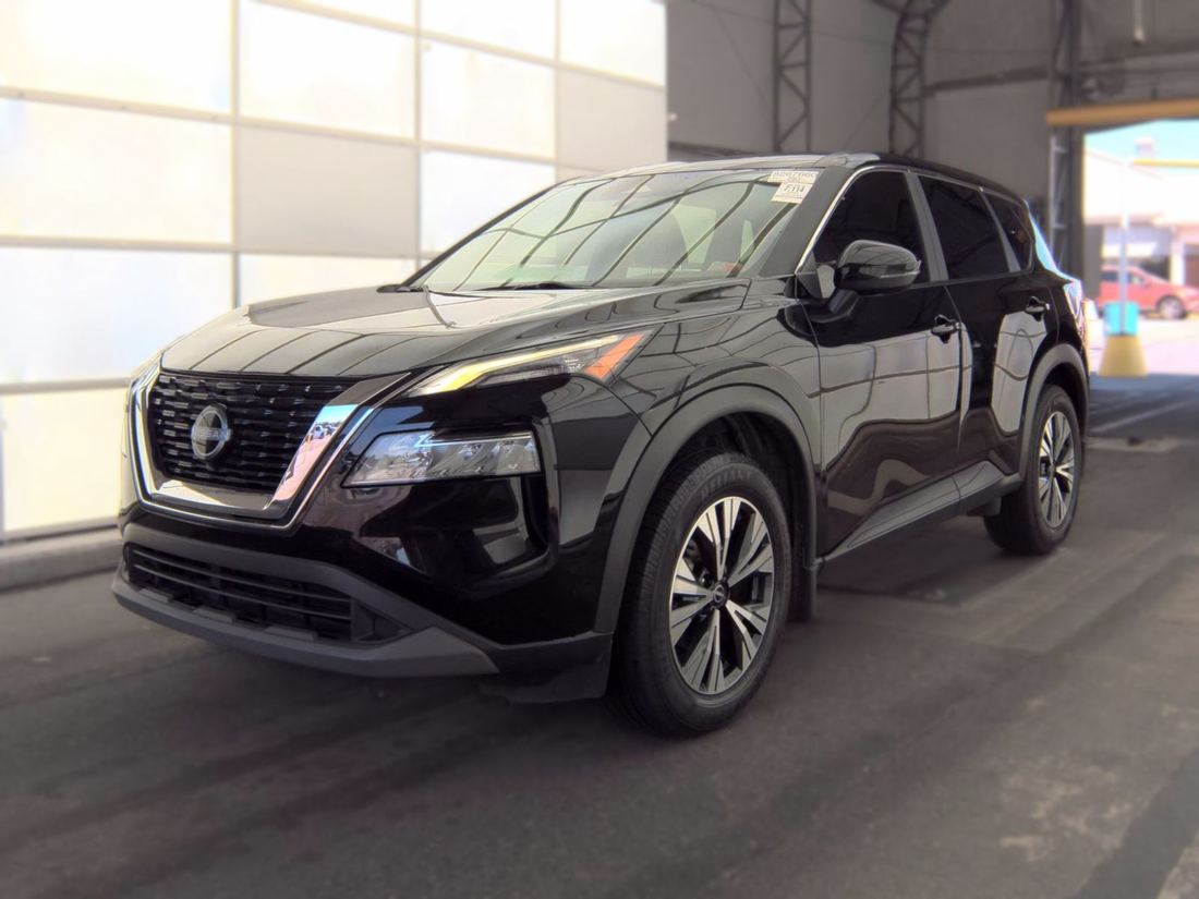 2023 NISSAN SV