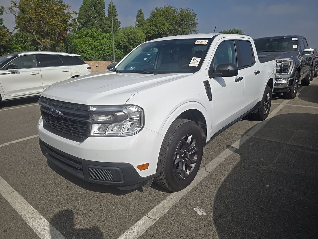 2024 FORD XLT