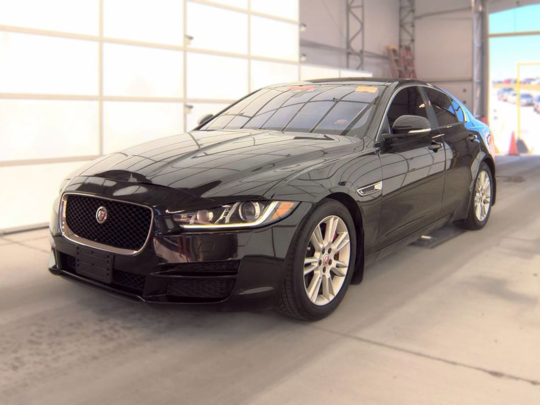2017 JAGUAR Premium