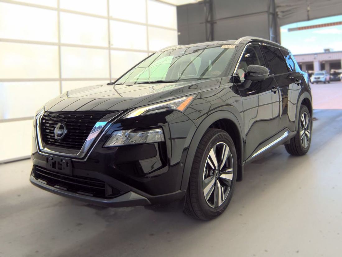 2023 NISSAN SL
