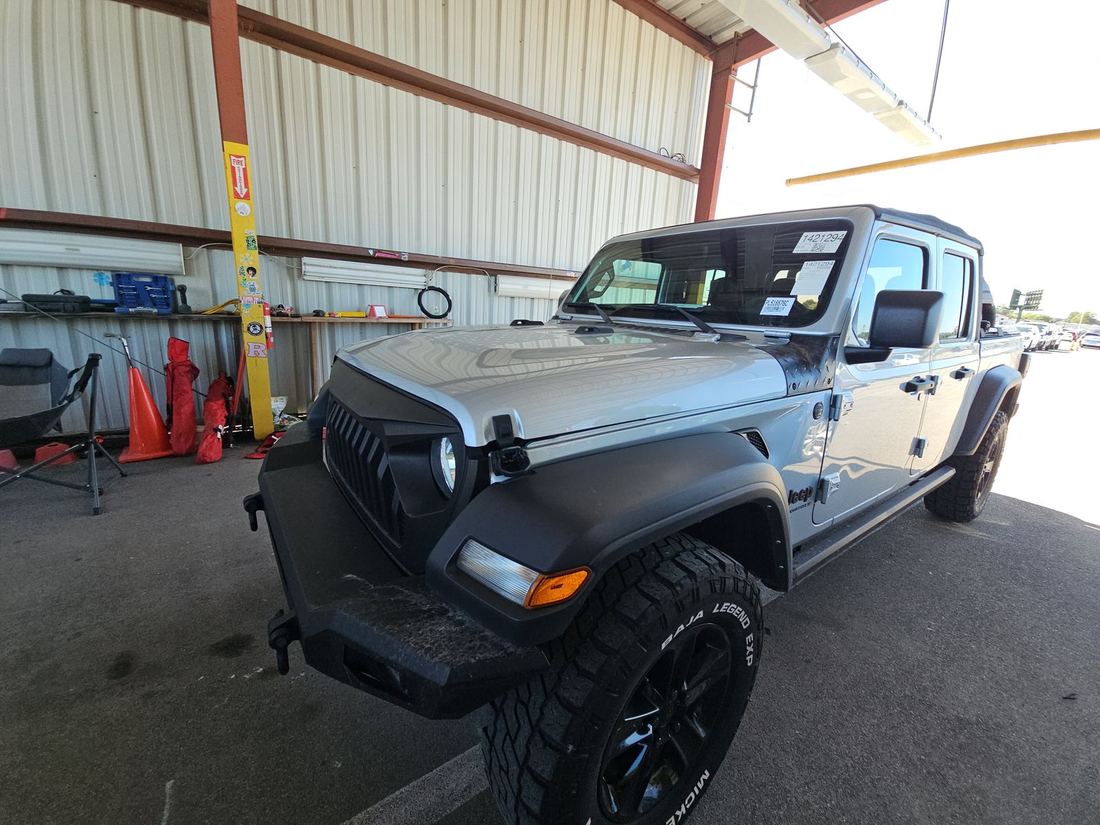 2023 JEEP Sport