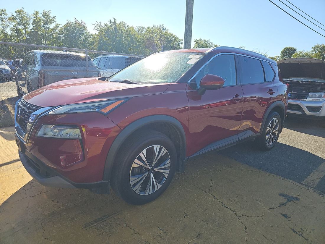 2021 NISSAN SV