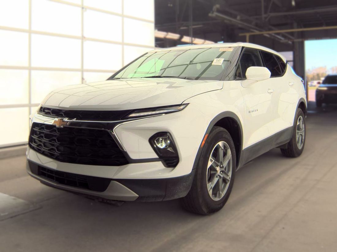 2025 Chevrolet 2LT