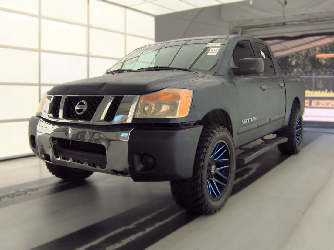 2010 NISSAN Titan