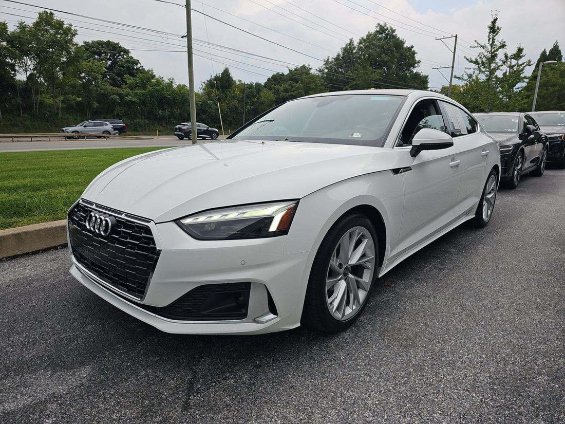 2023 AUDI quattro Premium Plus
