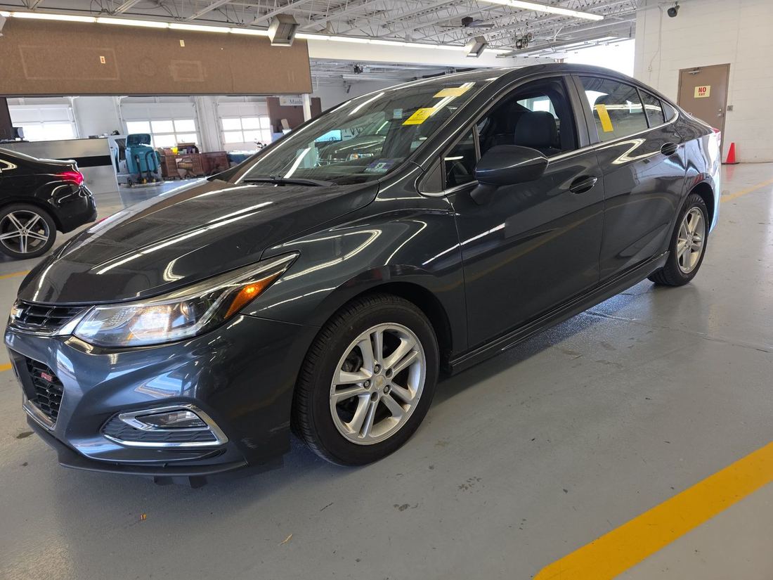 2017 CHEVROLET LT