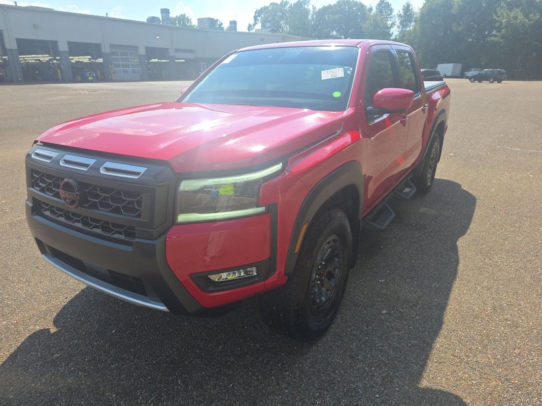2026 NISSAN Frontier