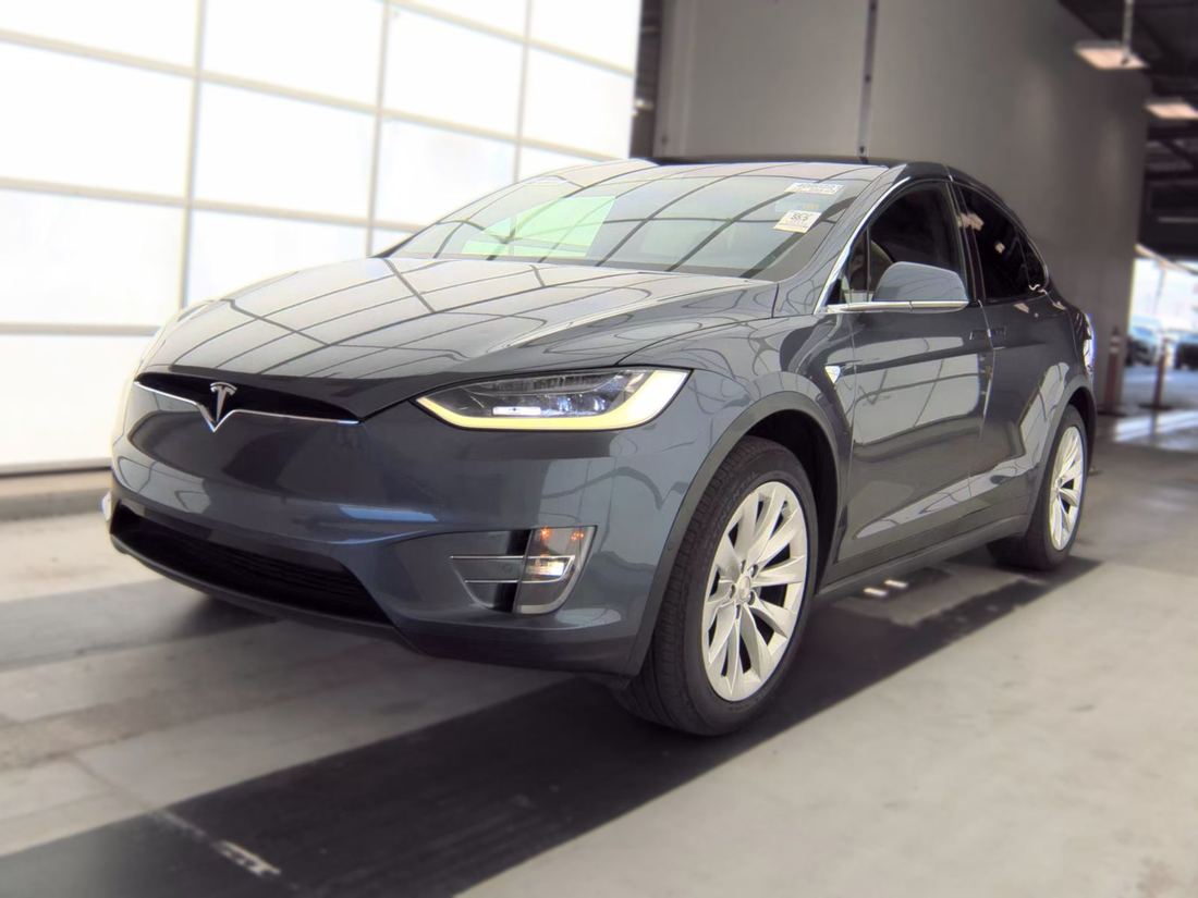 2017 TESLA Model X