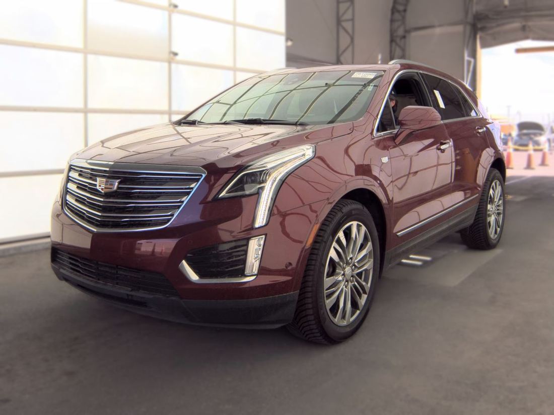 2018 CADILLAC Premium Luxury