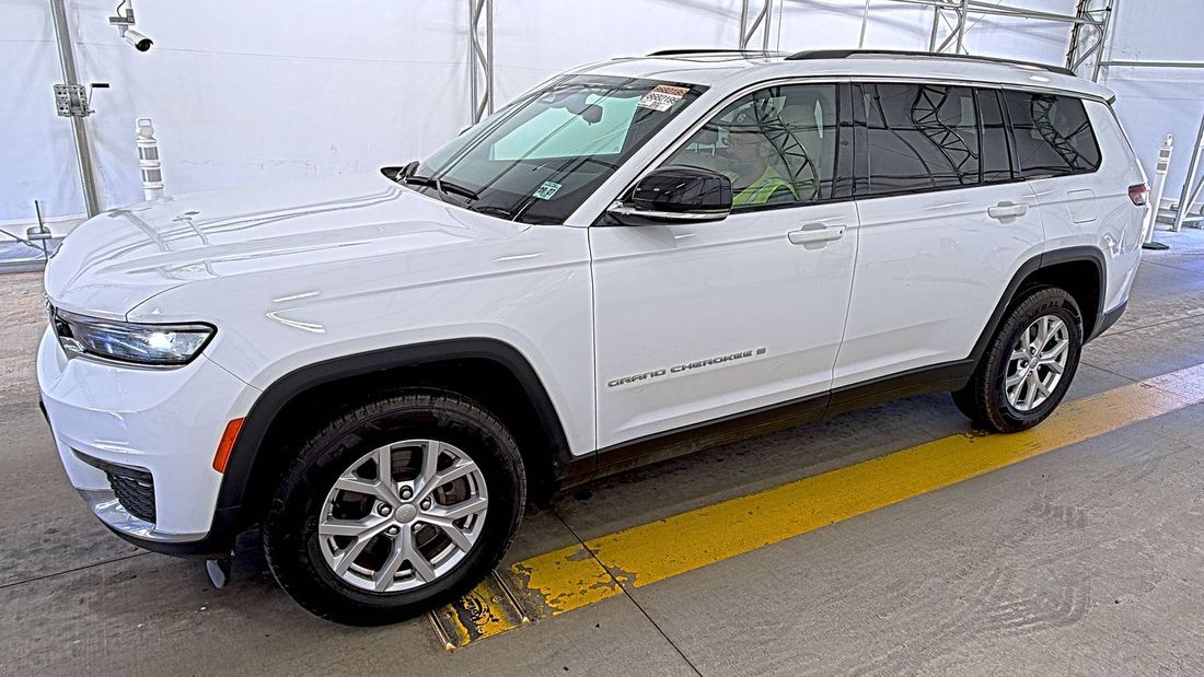 2024 JEEP WL
