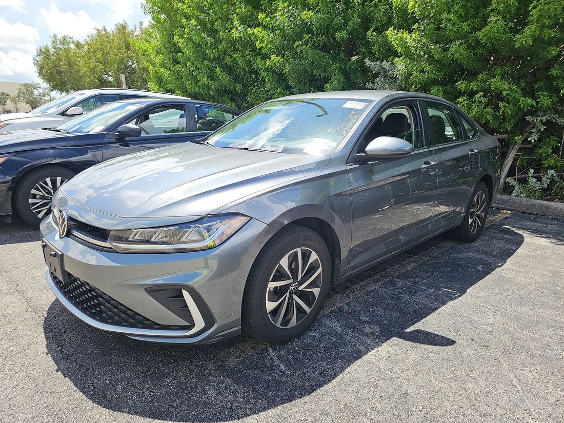 2025 VOLKSWAGEN S
