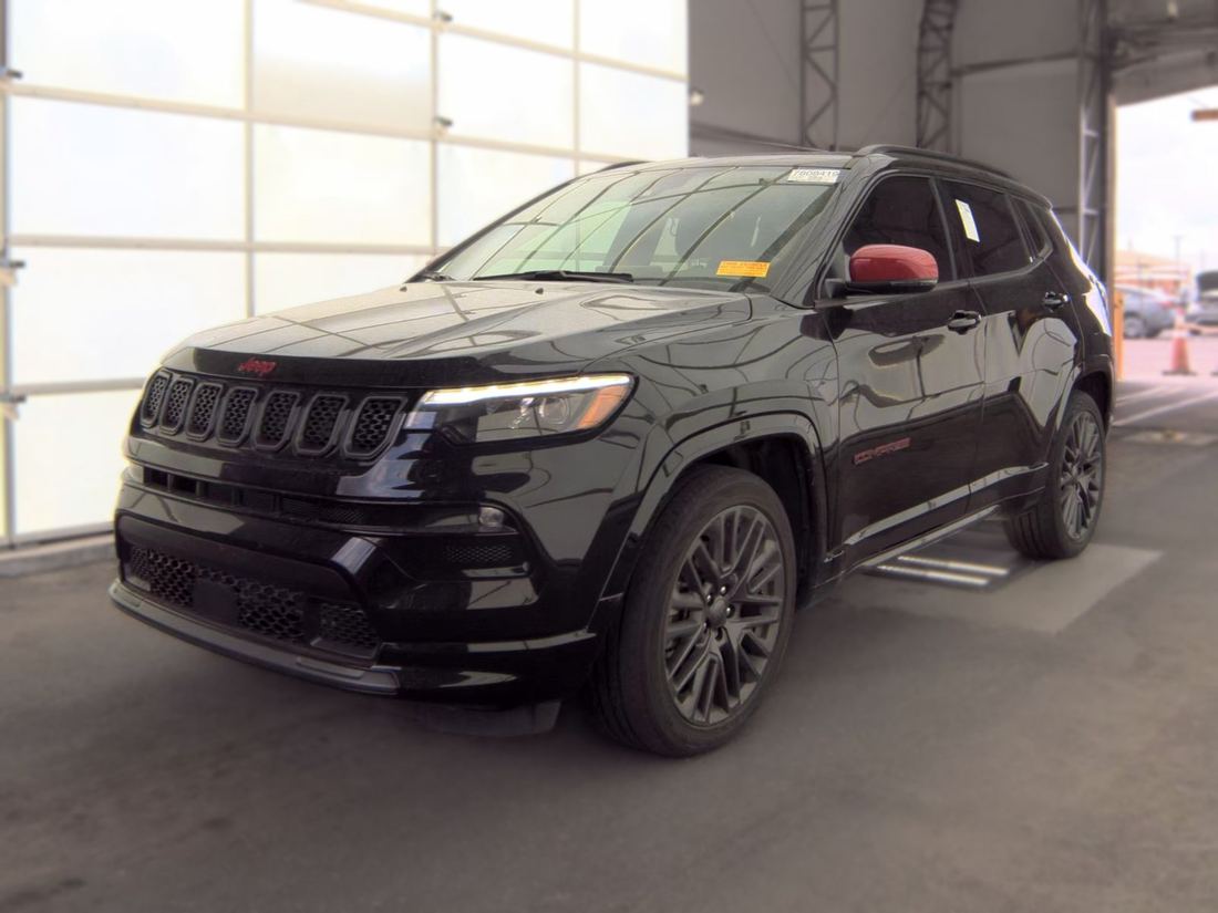 2023 JEEP Limited