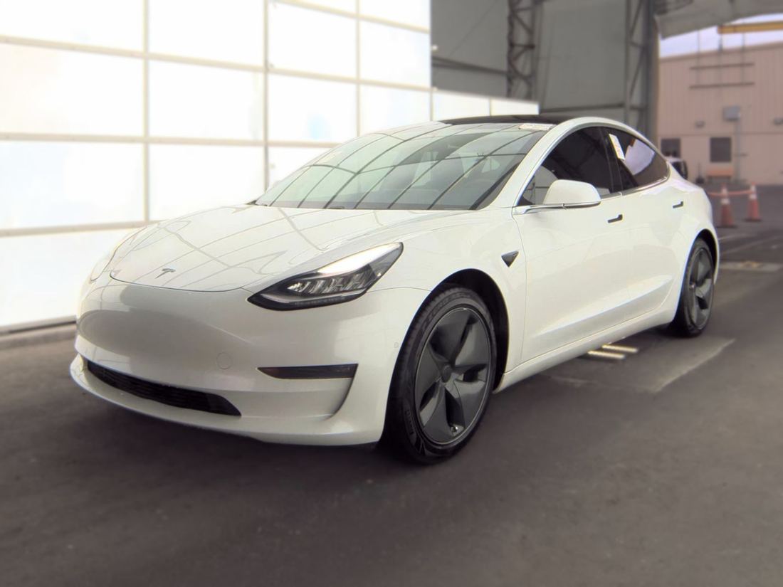 2020 TESLA Model 3