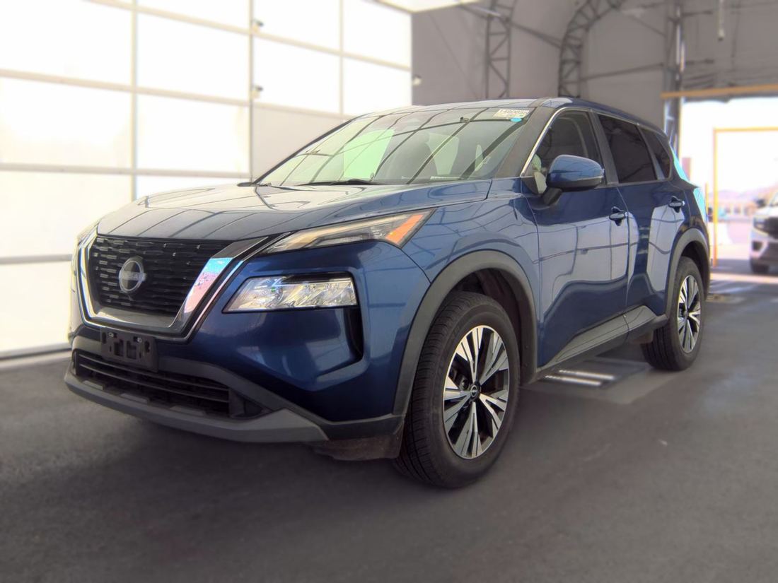 2022 NISSAN SV