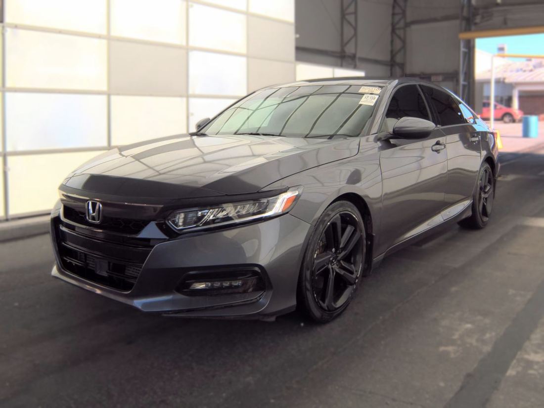 2018 HONDA Sport