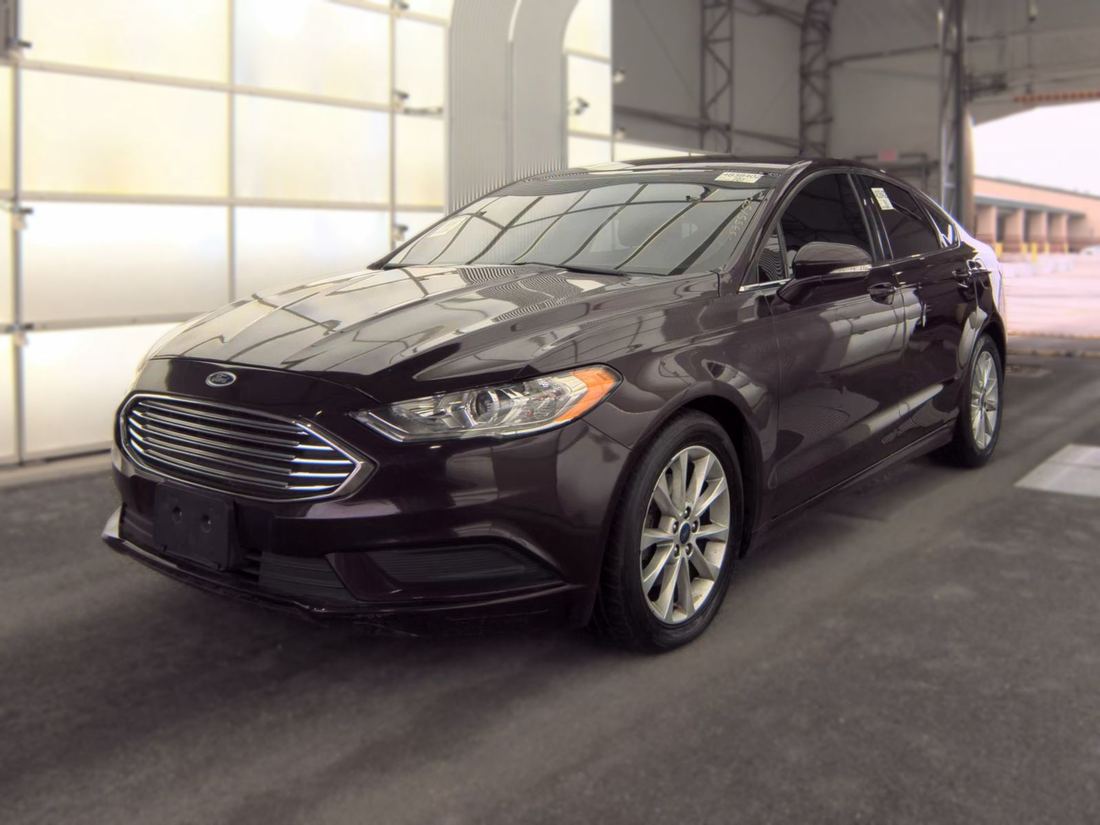 2017 Ford SE