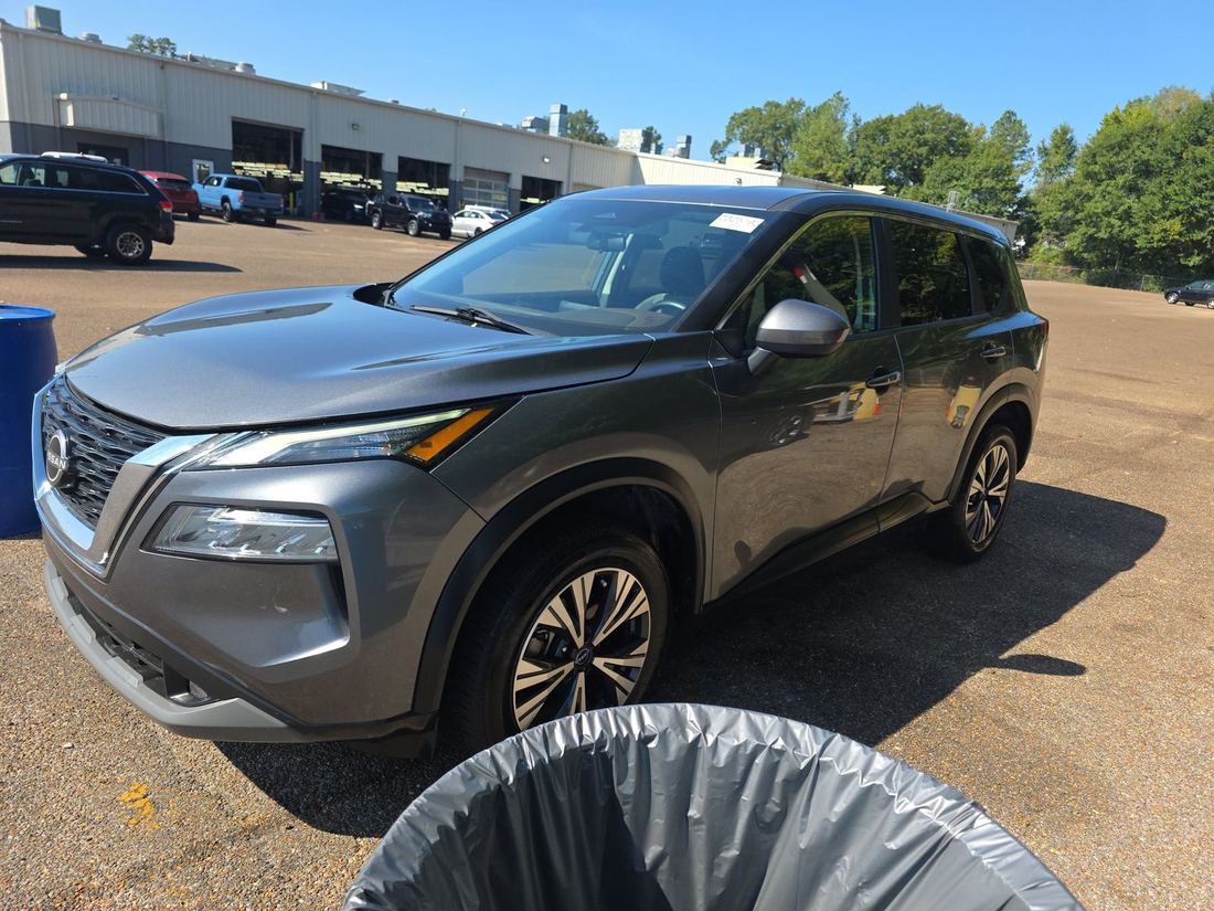 2023 NISSAN SV