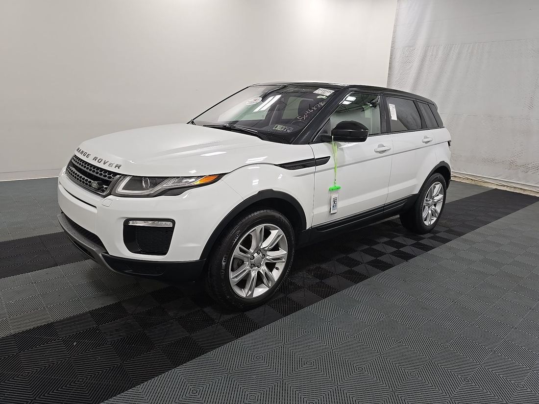 2016 LAND ROVER SE