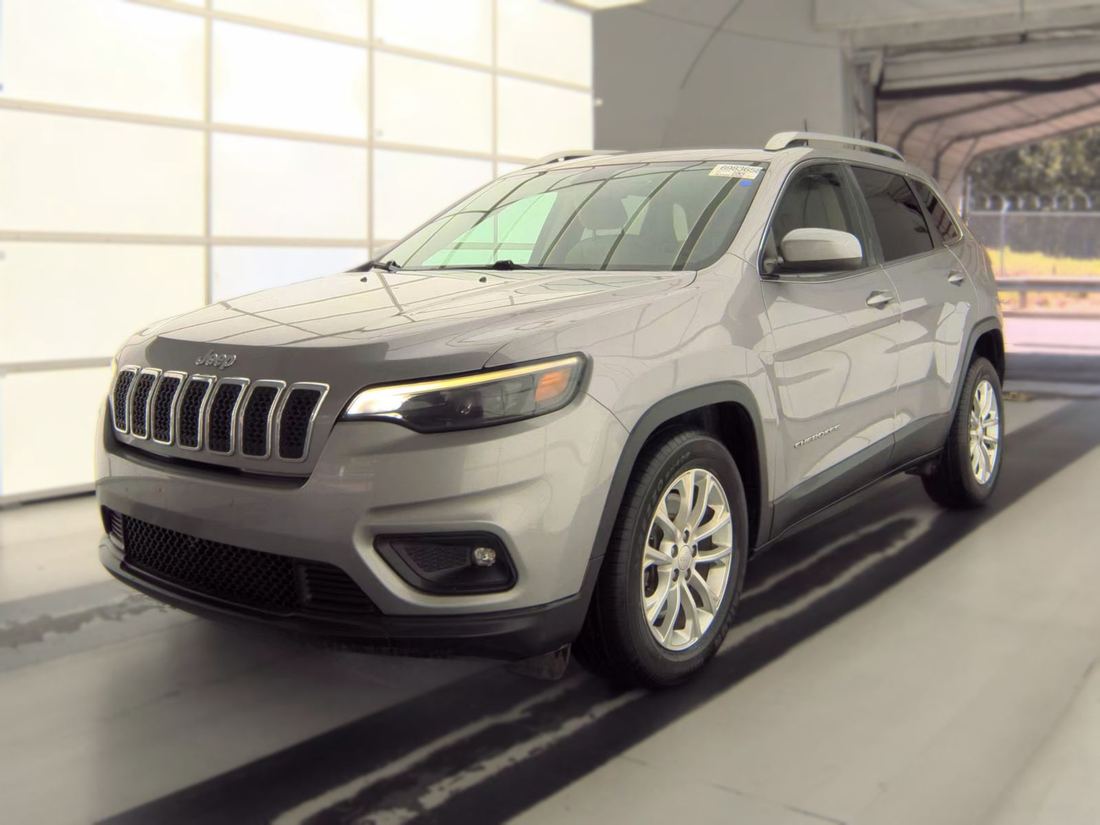 2019 JEEP Latitude, Longitude, North