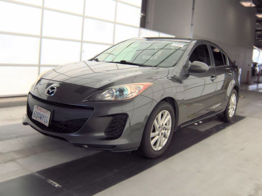 2012 MAZDA Touring/GS