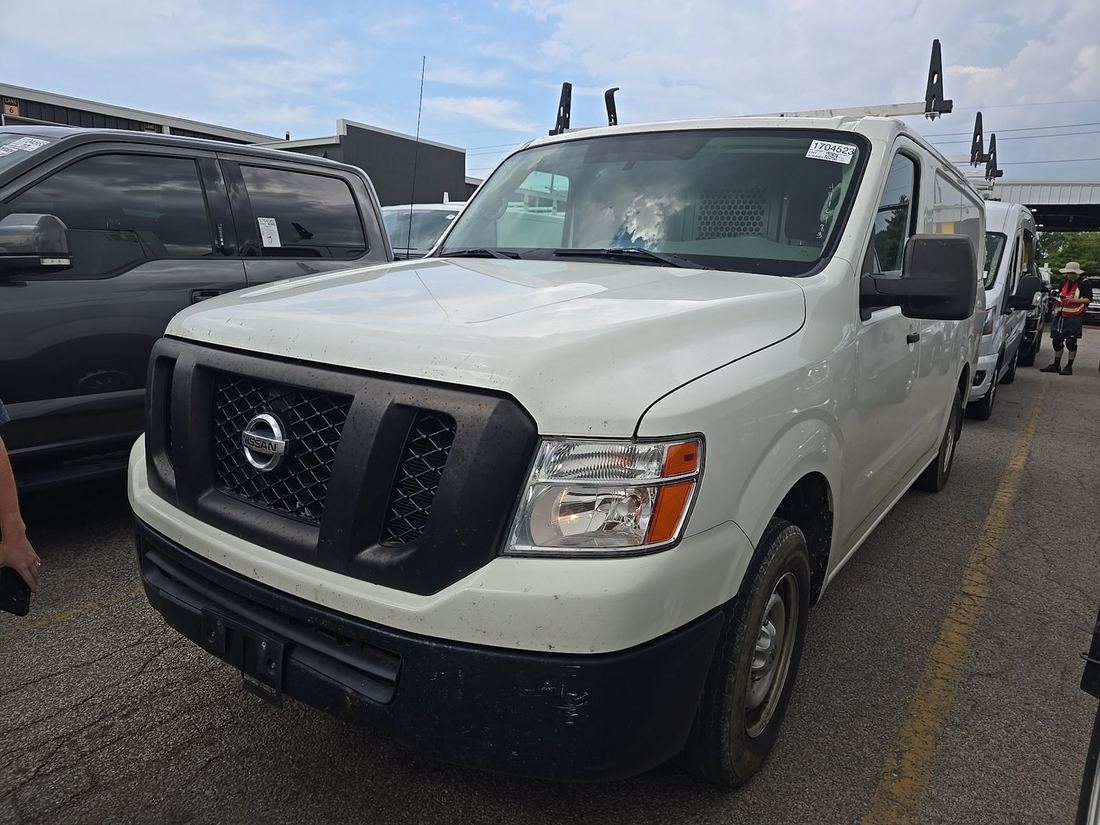 2020 NISSAN 1500/2500/3500