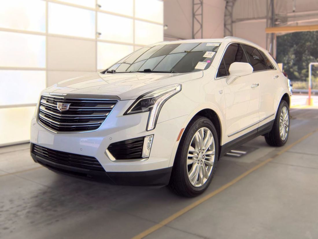 2019 CADILLAC Premium Luxury