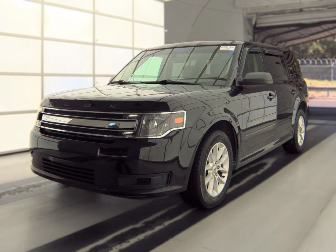 2019 FORD SE