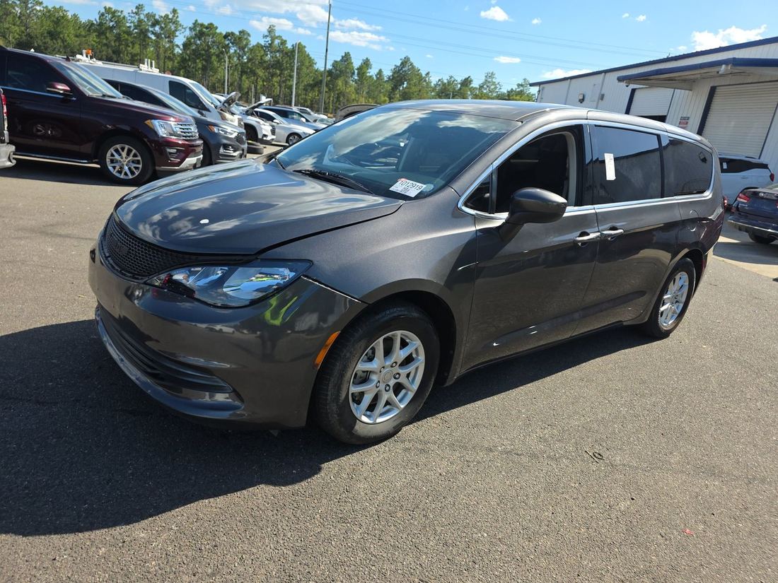 2017 CHRYSLER Touring