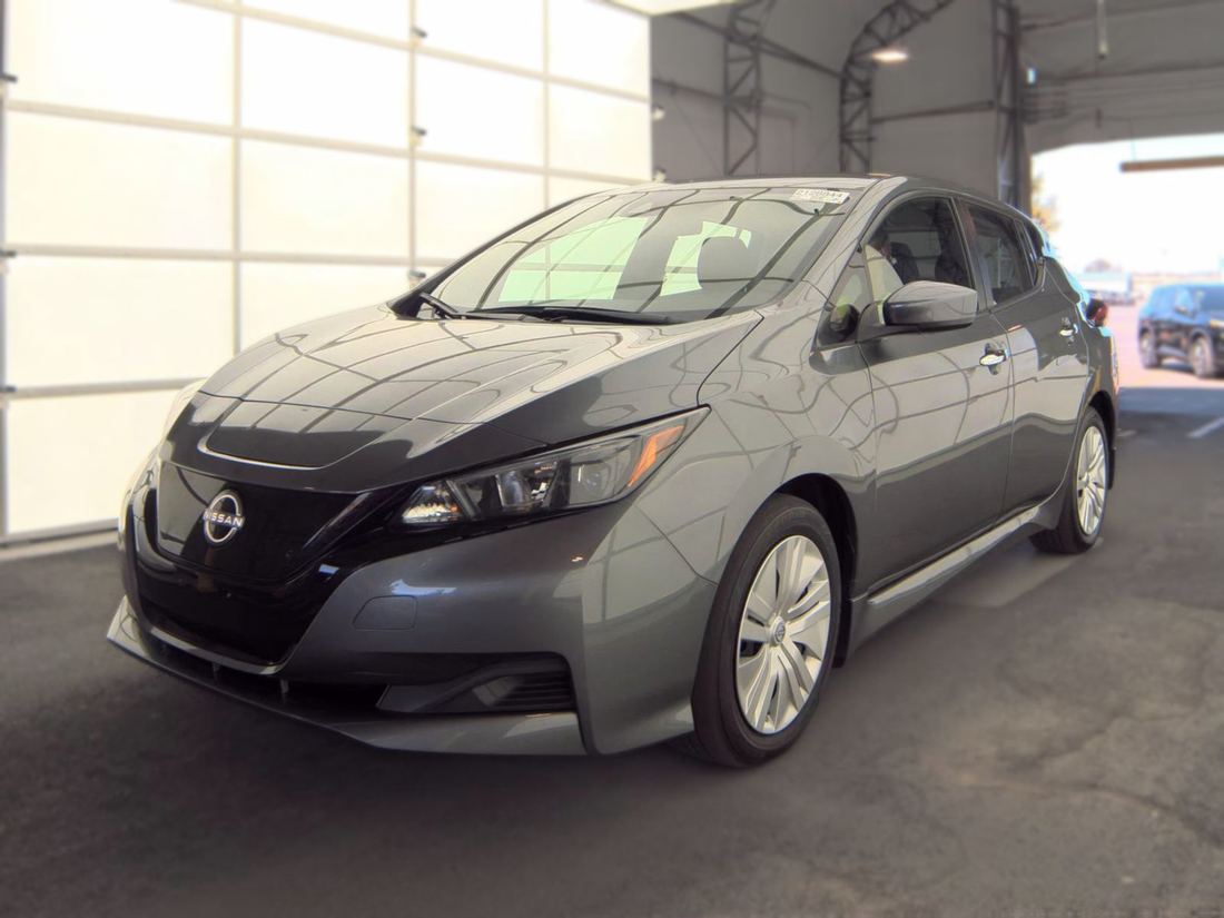 2025 NISSAN S