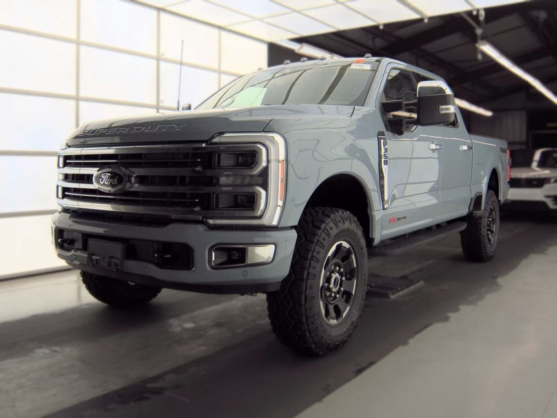 2025 FORD F-Series Super Duty-Single Rear Wheels