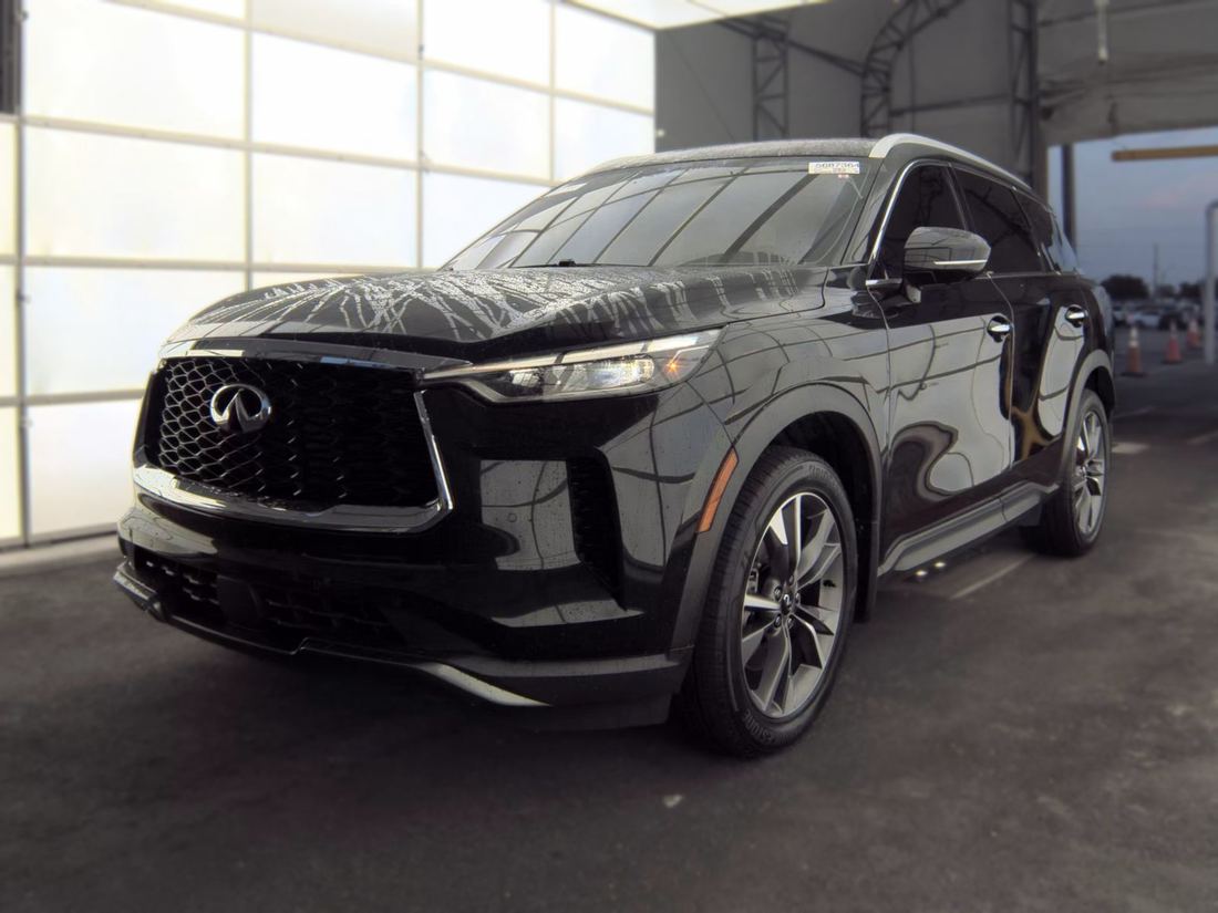 2022 INFINITI Luxe