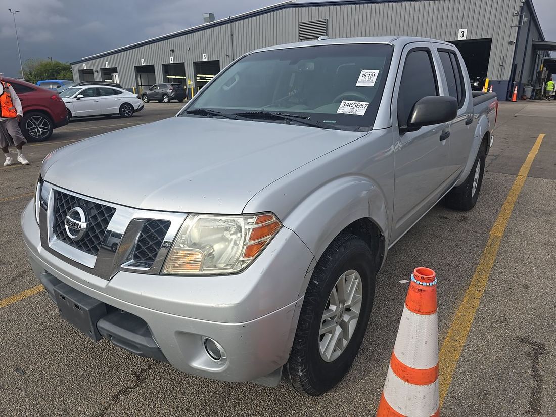 2015 NISSAN Frontier