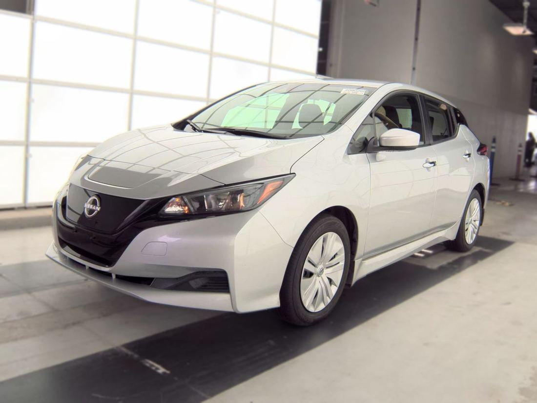 2025 Nissan S