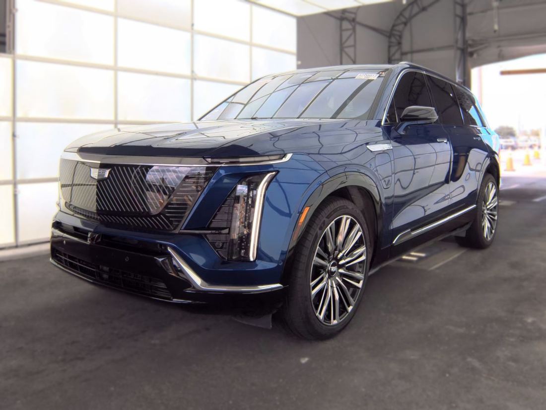 2026 CADILLAC Premium Luxury
