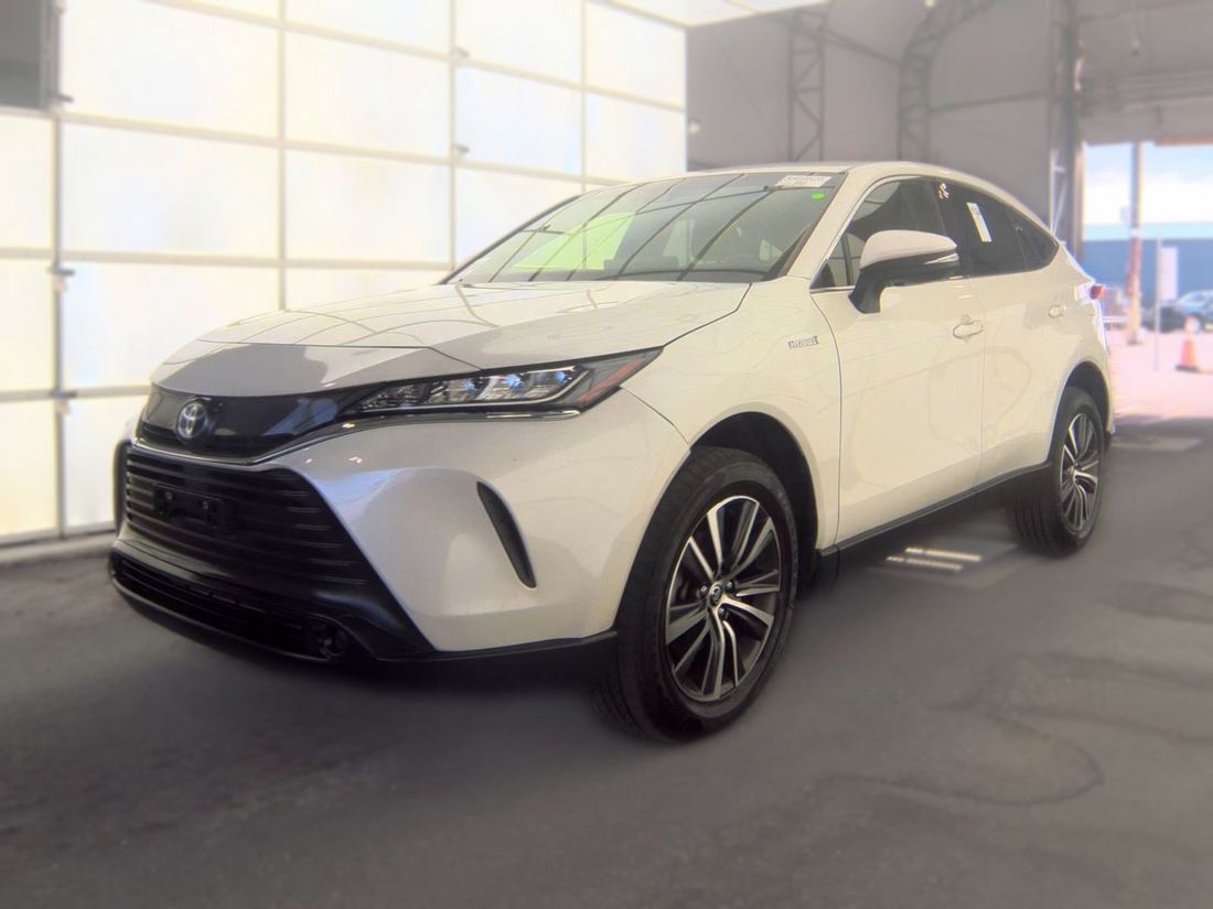 2021 TOYOTA AXUH85L