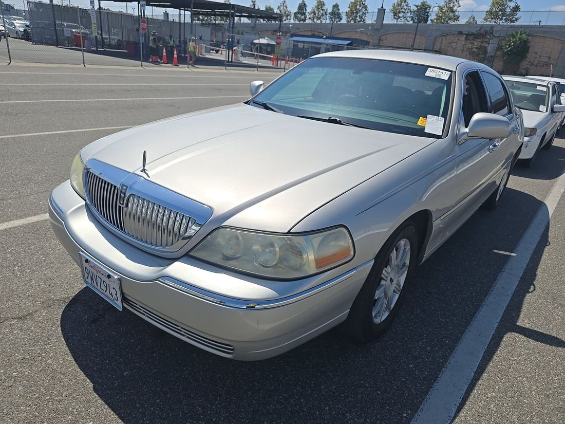 2009 LINCOLN Signature Limited