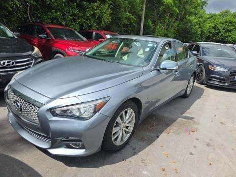2015 INFINITI Q50