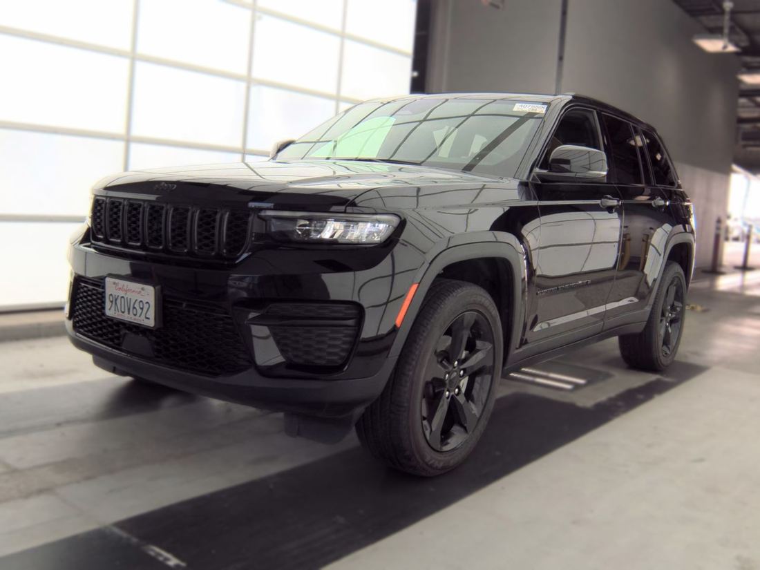 2024 JEEP WL