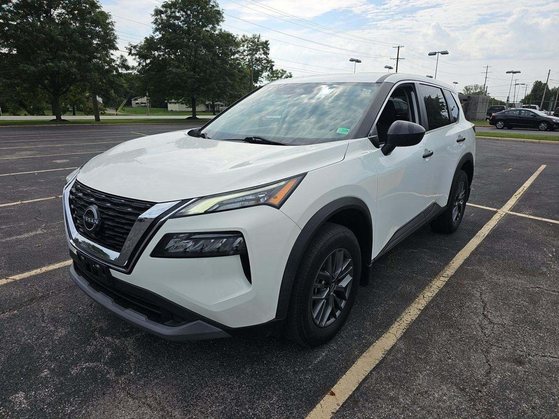 2022 NISSAN S