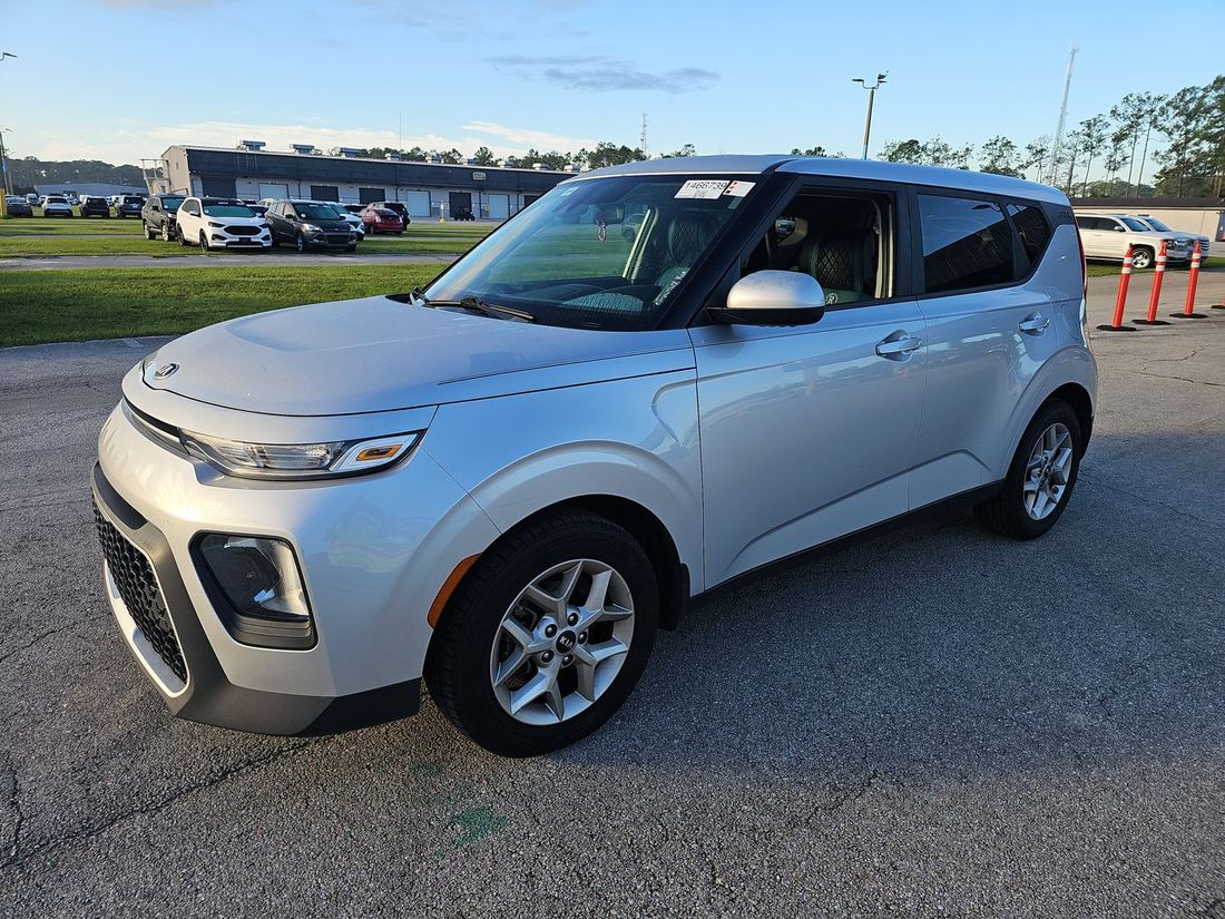 2020 KIA LX, S, X-Line