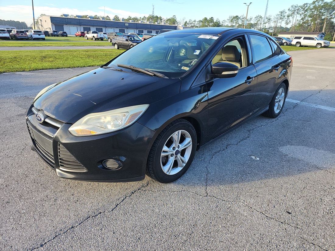 2014 FORD SE