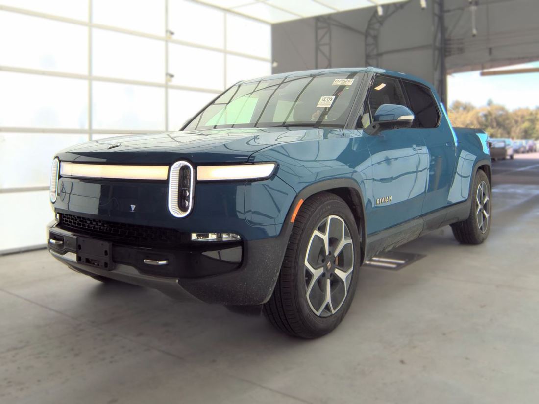 2022 RIVIAN Adventure