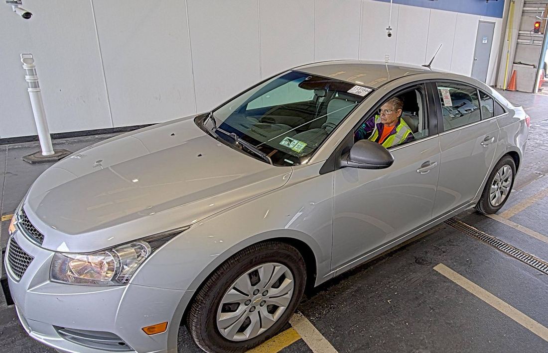 2012 CHEVROLET 2LS